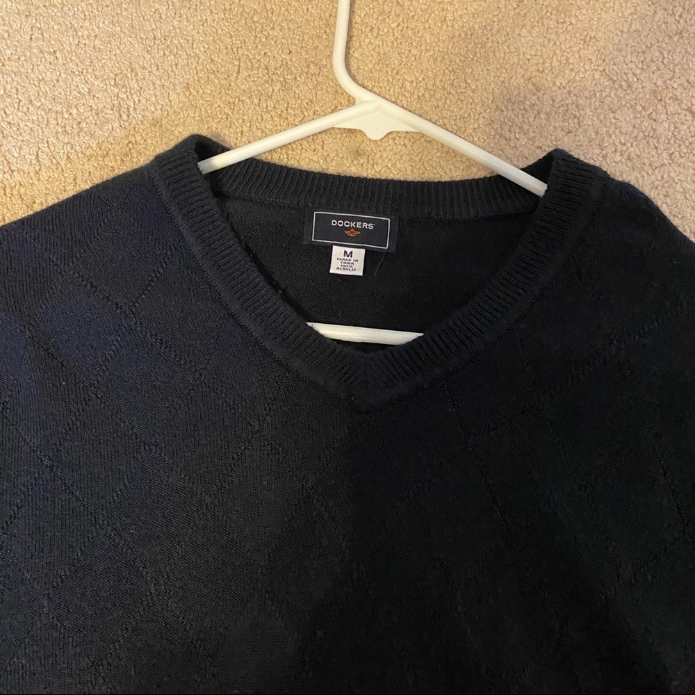 Dockers V-Neck Men’s Medium Navy Blue Sweater